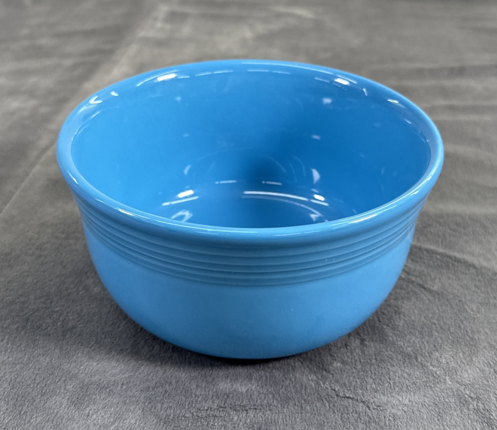 NEW Fiestaware Peackcock Blue Retired Color GUSTO 28 oz Bowl Bnfts Charity